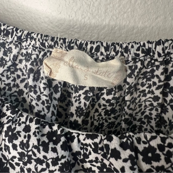 Altar’d State Women's Black and White Print Crop Top Size Small - Picture 3 of 10
